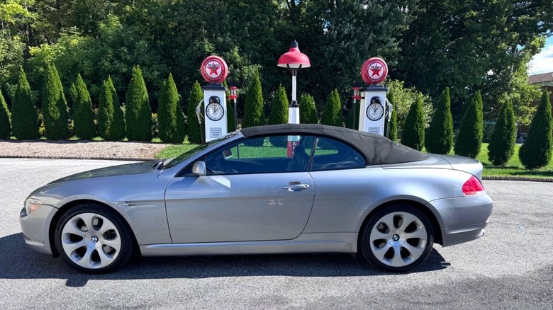 2006 BMW 650i convertible full side image with the top up
