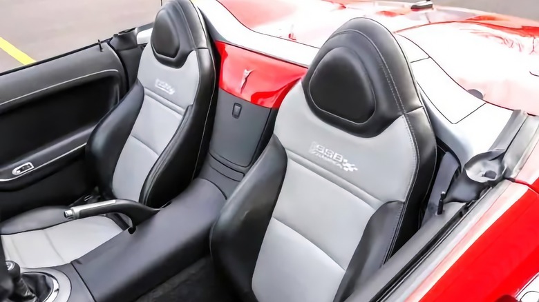 2008 Pontiac Solstice SCCA SSB embroidered seats