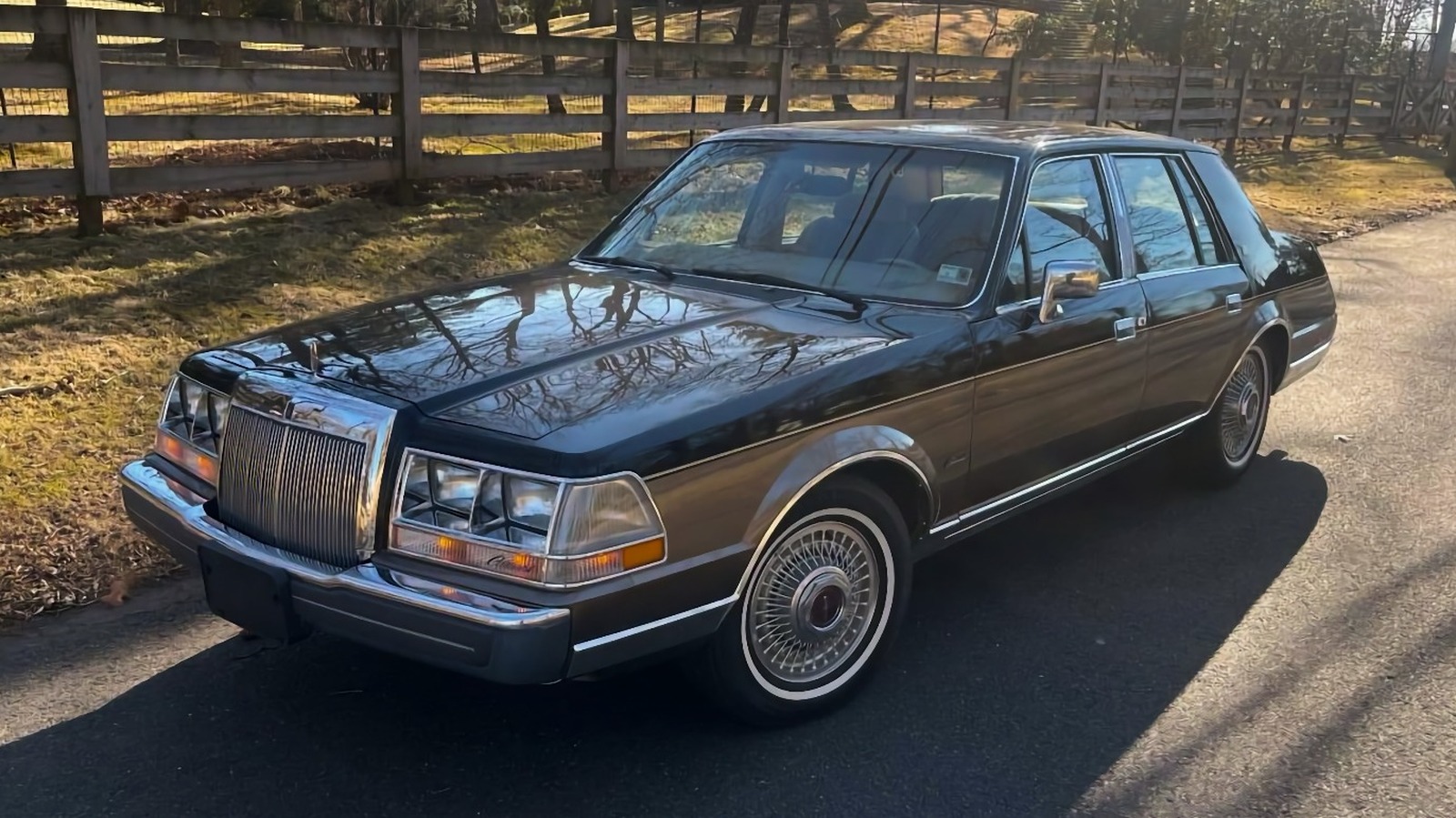 At $12,500, Could You Have Designs On This 1985 Lincoln Continental Valentino Edition? At $12,500, Could You Have Designs On This 1985 Lincoln Continental Valentino Edition?