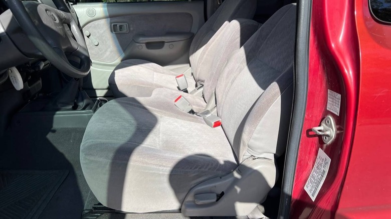 2003 Toyota Tacoma 4X4 interior image
