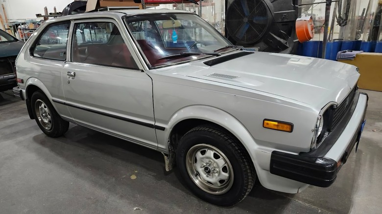 1980 Honda Civic 1500GL passenger side image