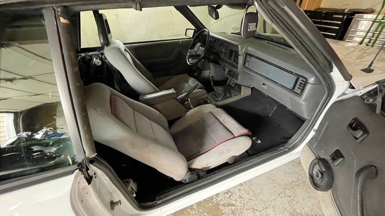 1986 Ford Mustang GT convertible interior image