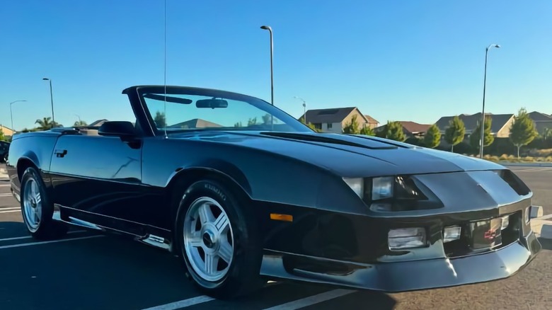 1992 Chevy Camaro Z28 convertible passenger side image