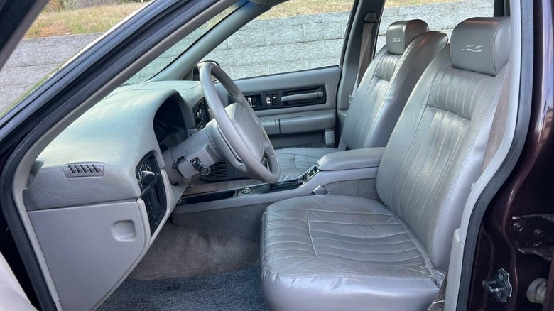 1996 Chevy Impala SS driver's seat image