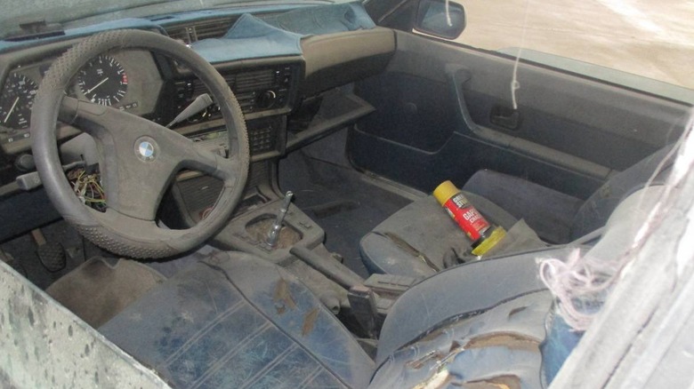 1984 BMW 633CSI project dirty interior image