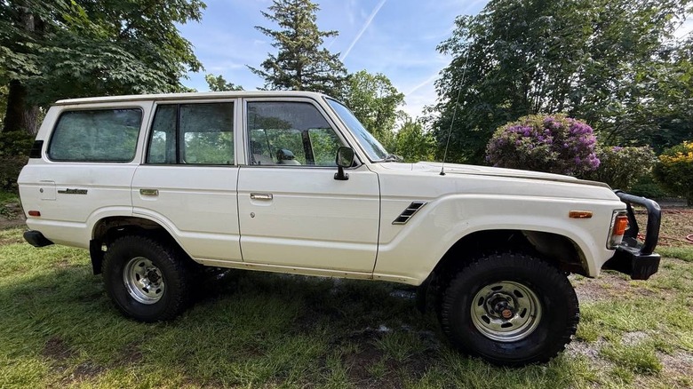 SBC-powered 1983 Toyota Land Cruiser full passenger side image