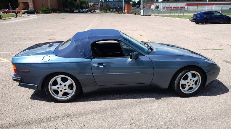1990 Porsche 944 S2 Cabriolet full side with top up image