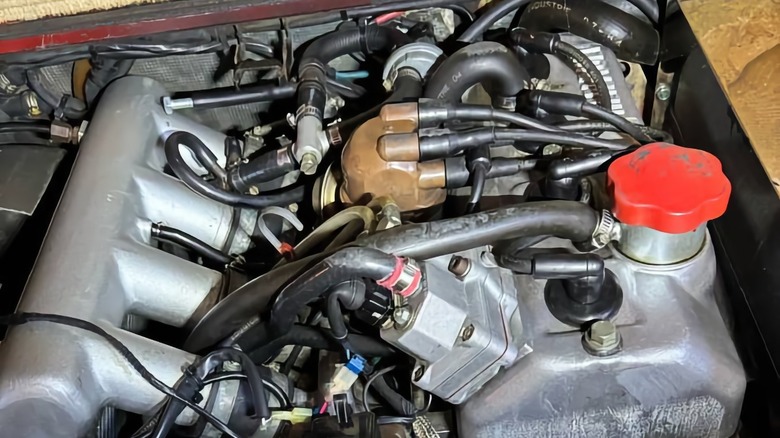 1985 Renault R5 Turbo 2 engine image
