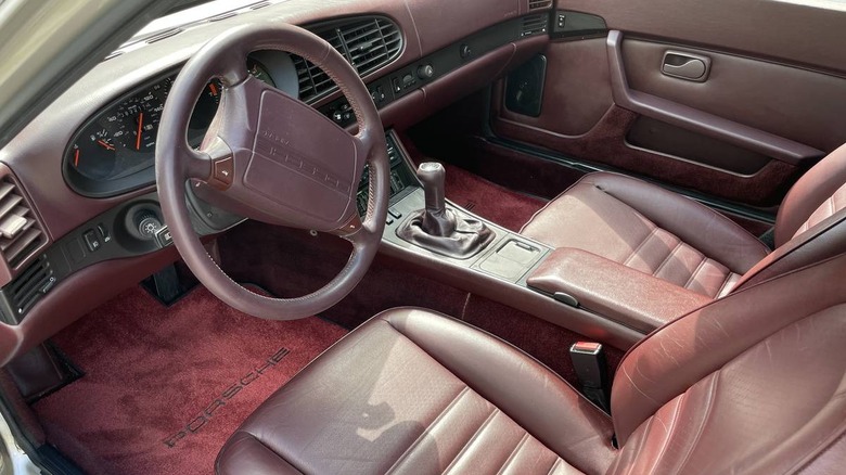 1989 Porsche 944S2 interior view