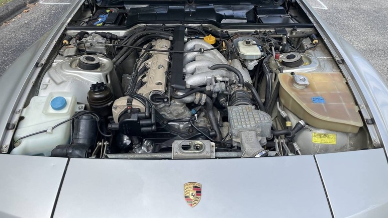 1989 Porsche 944S2 engine view