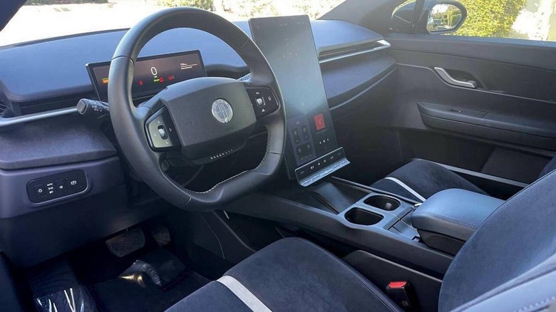 2023 Fisker Ocean ONE dashboard image