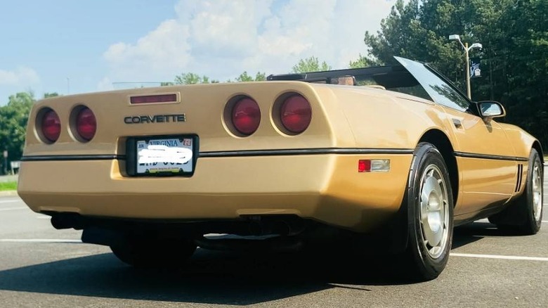 1986 Chevrolet Corvette convertible rear three-quarter image