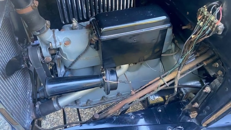 1926 Ford Model T pickup engine bay image