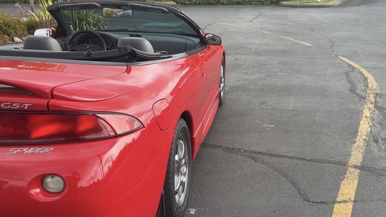 1997 Mitsubishi Eclipse GS-T Spyder right-rear corner