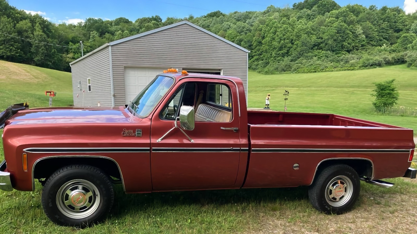 1977 GMC Sierra Grande 2500 pickup for $21,500 — is it worth it?