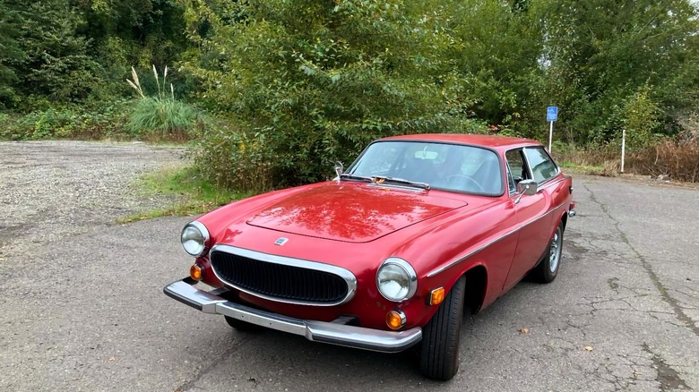 1973 Volvo P1800ES nose image