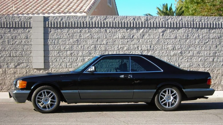 1990 Mercedes-Benz 560 SEC driver's side image