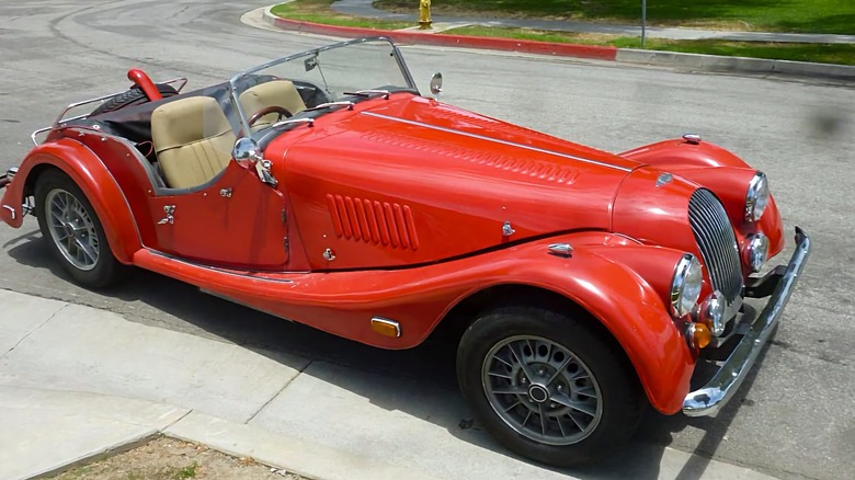 1973 Morgan Plus 8 driver's side image