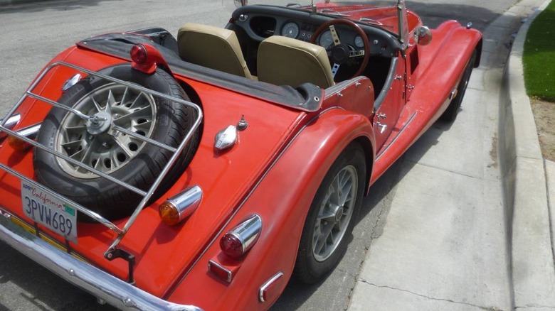 1973 Morgan Plus 8 Rear end image