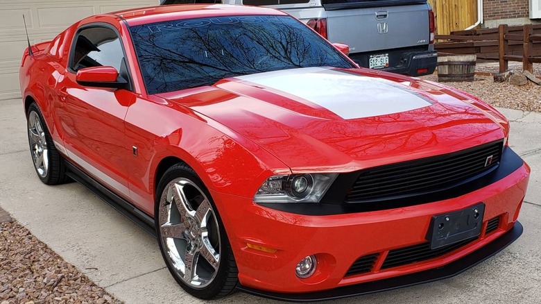2012 Roush Stage 2 Mustang GT front three-quarter image