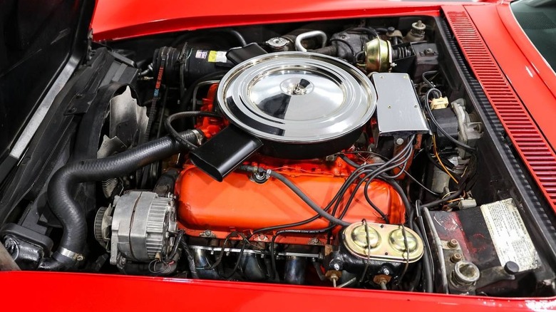 1972 Chevy Corvette Stingray 454 engine image