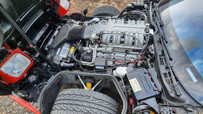1994 Chevy Corvette ZR1 LT5 engine image