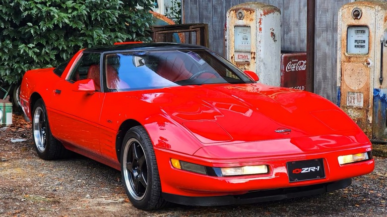 1994 Chevy Corvette ZR1 front three-quarter image