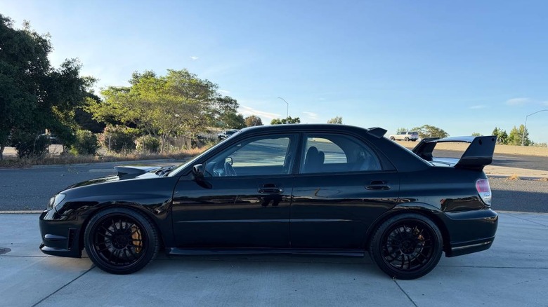 2007 Subaru Impreza WRX STi full driver's side image