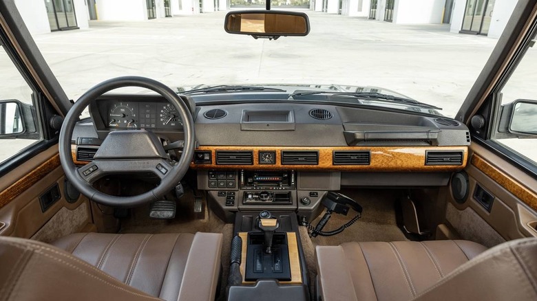 1993 Range Rover County LWB dashboard image
