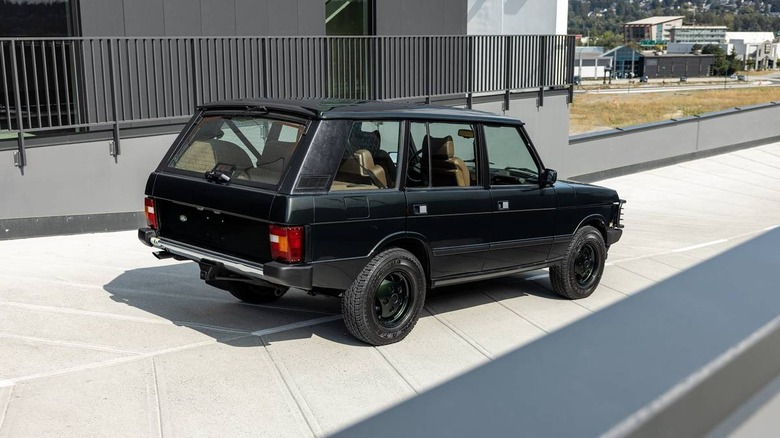 1993 Range Rover County LWB rear three-quarter image