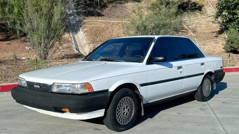 1989 Toyota Camry All-Trac driver's side front image