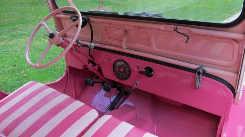 1958 Willys DJ3A Surrey dashboard and seat image