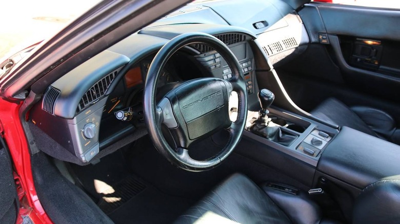 1991 Chevrolet Corvette ZR1 dashboard image