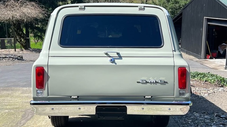 1972 GMC Suburban Resto-Mod rear end image