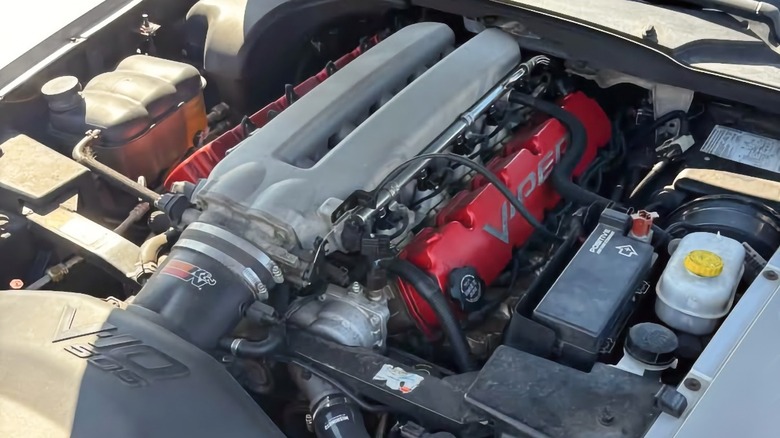 2003 Dodge Viper SRT-10 engine image