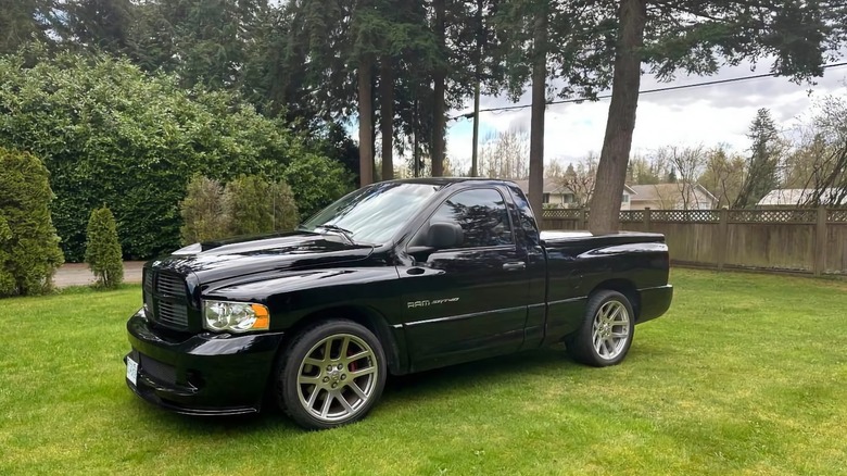 2004 Ram SRT-10 Standard Cab front thgree-quarter image