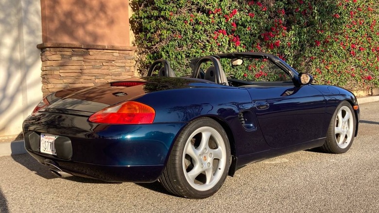 1999 Porsche Boxster rear three-quarter image
