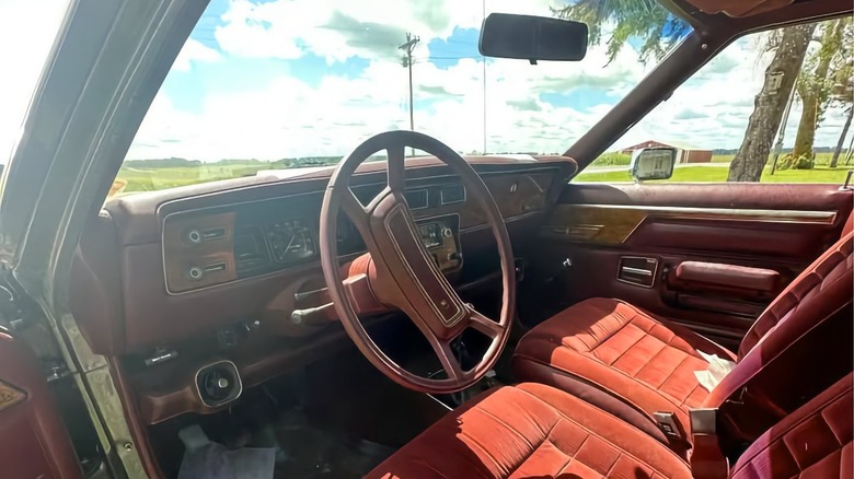 1981 AMC Concord dashboard view