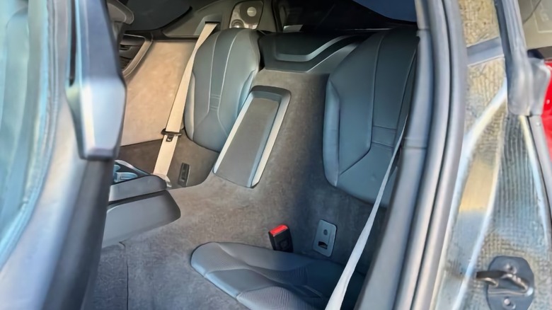 2017 BMW I8 Protonic Red Edition rear seats image