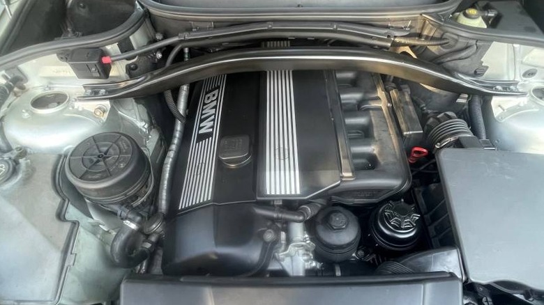 2005 BMW X3 engine bay