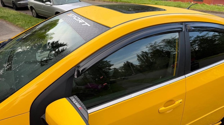 2007 Nissan Sentra SE-R Spec-V roof detail image