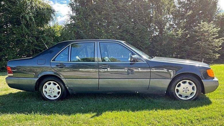 1992 Mercedes-Benz 300SD full side image