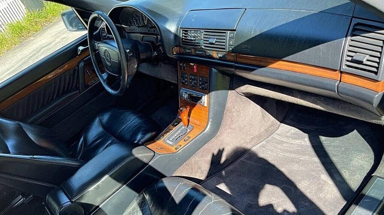 1992 Mercedes-Benz 300SD dashboard image