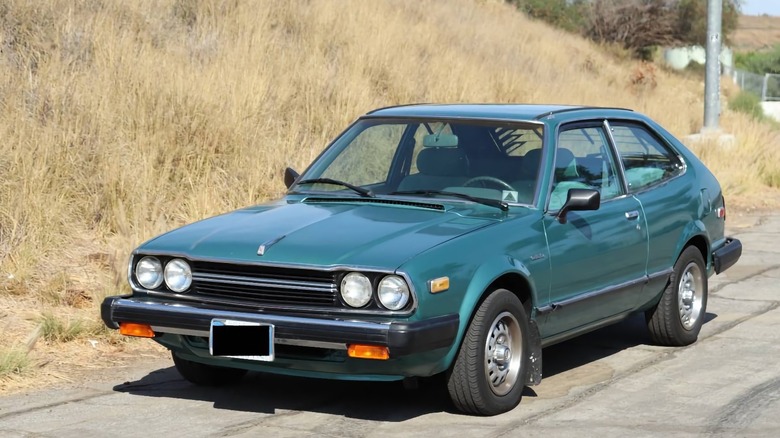 1981 Honda Accord LX front three-quarter image