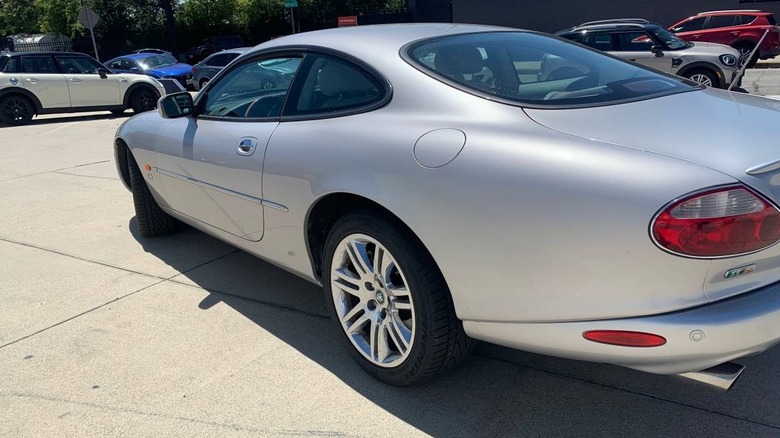 2003 Jaguar XKR side image