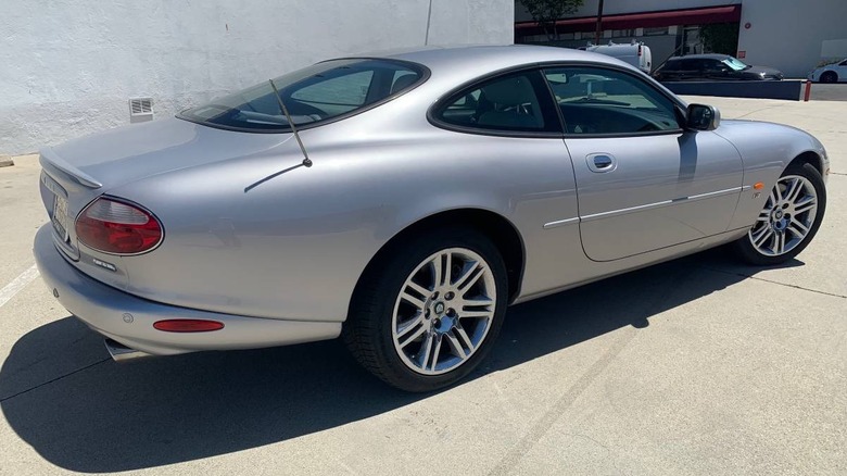 2003 Jaguar XKR rear image