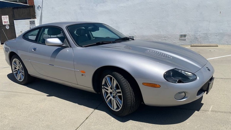 2003 Jaguar XKR nose image