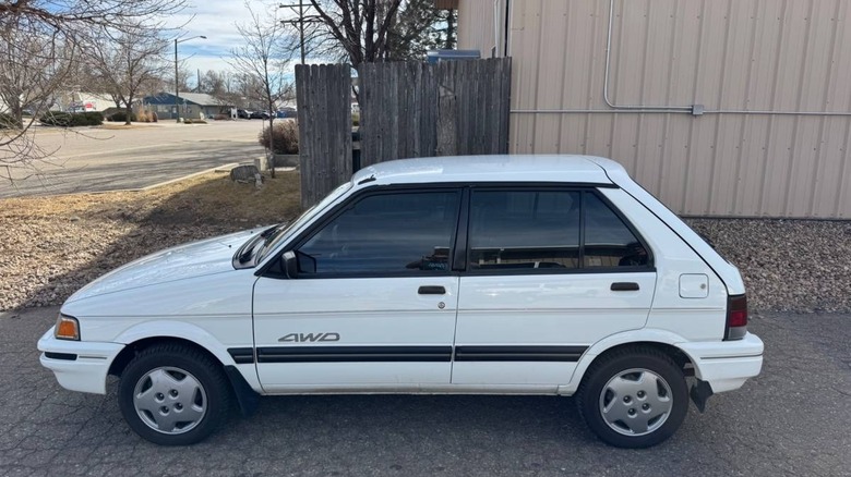 1994 Subaru Justy 4WD driver's side image
