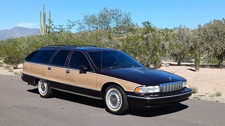 1994 Chevrolet Caprice Classic Estate front three-quarter image