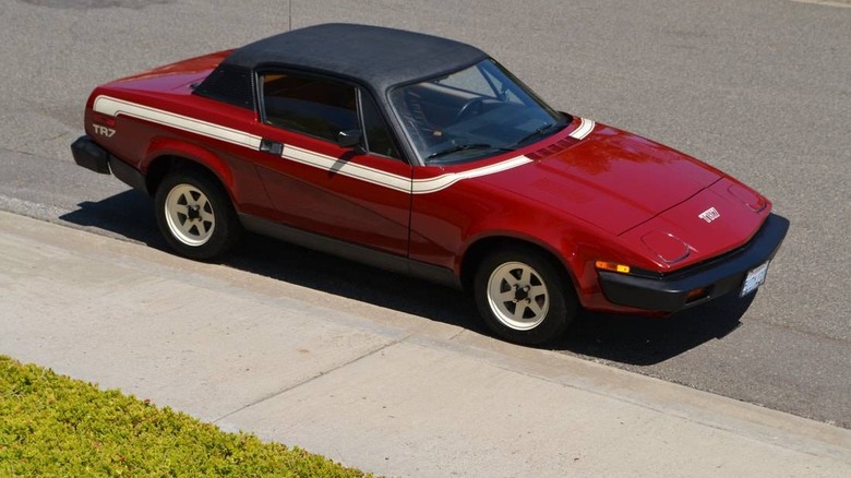 1976 Triumph TR7 Victory Edition passenger side image